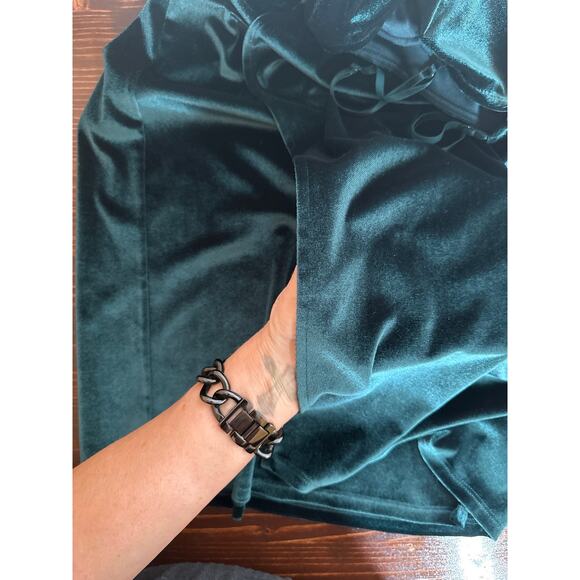 LULUS Dress M Velvet Kelly Green Faux Wrap Holiday Cocktail Fairy Goth - Picture 11 of 12